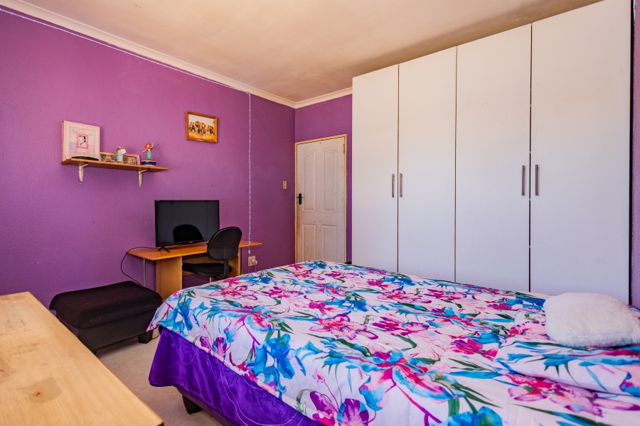 4 Bedroom Property for Sale in Belmont Park Western Cape